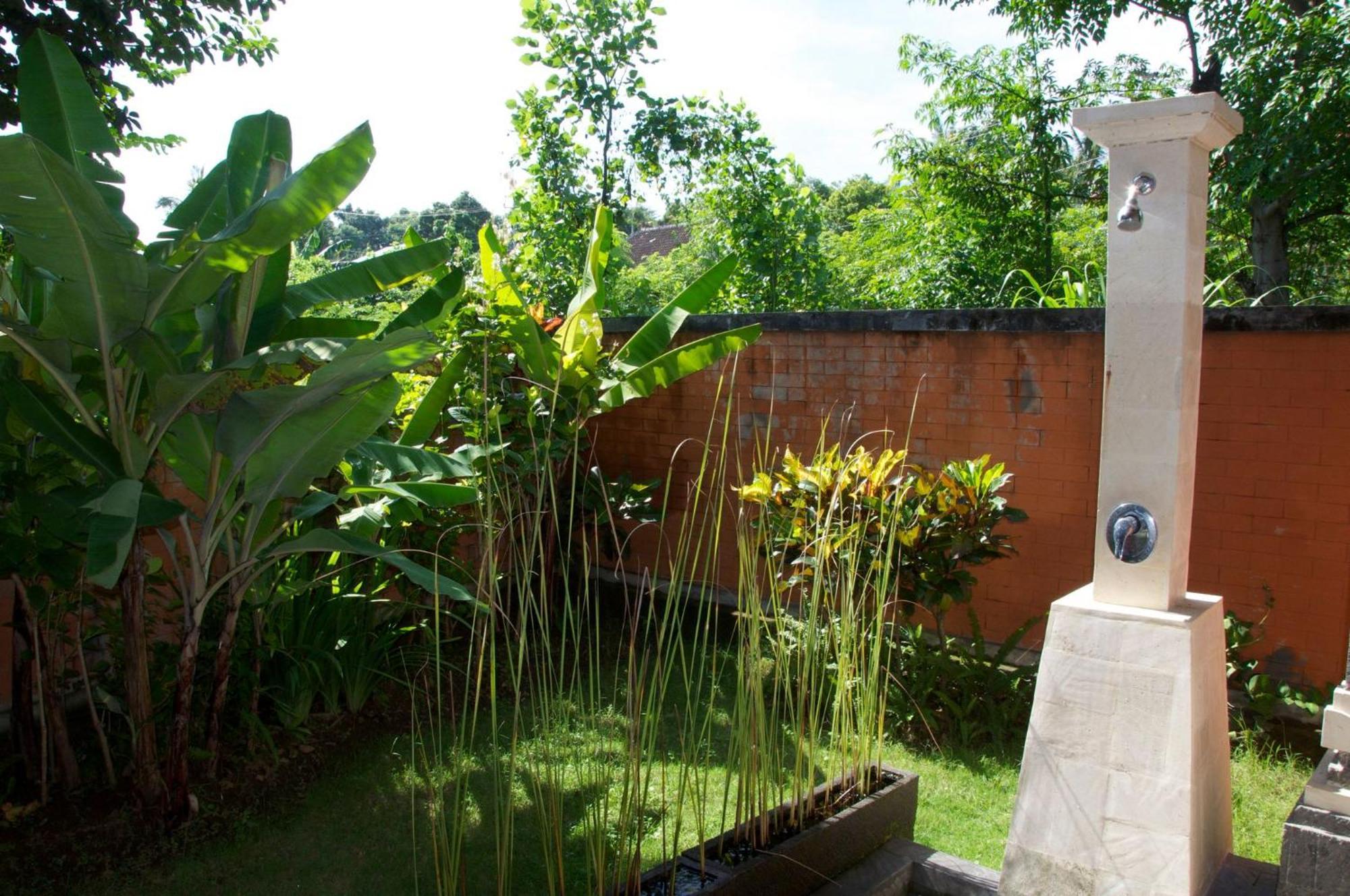 Villa Bali Pondok Jepang Lovina  Exterior photo